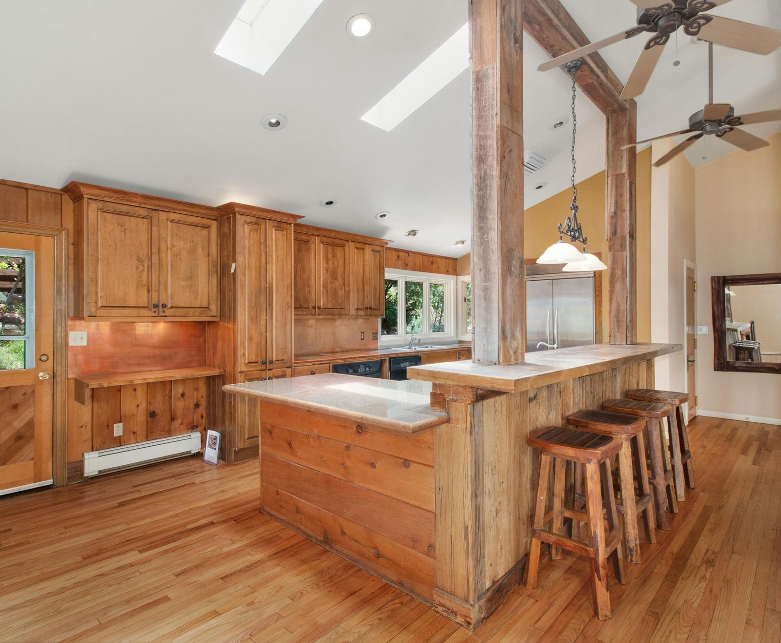 Untitled design - 2025-11-27T100818.578